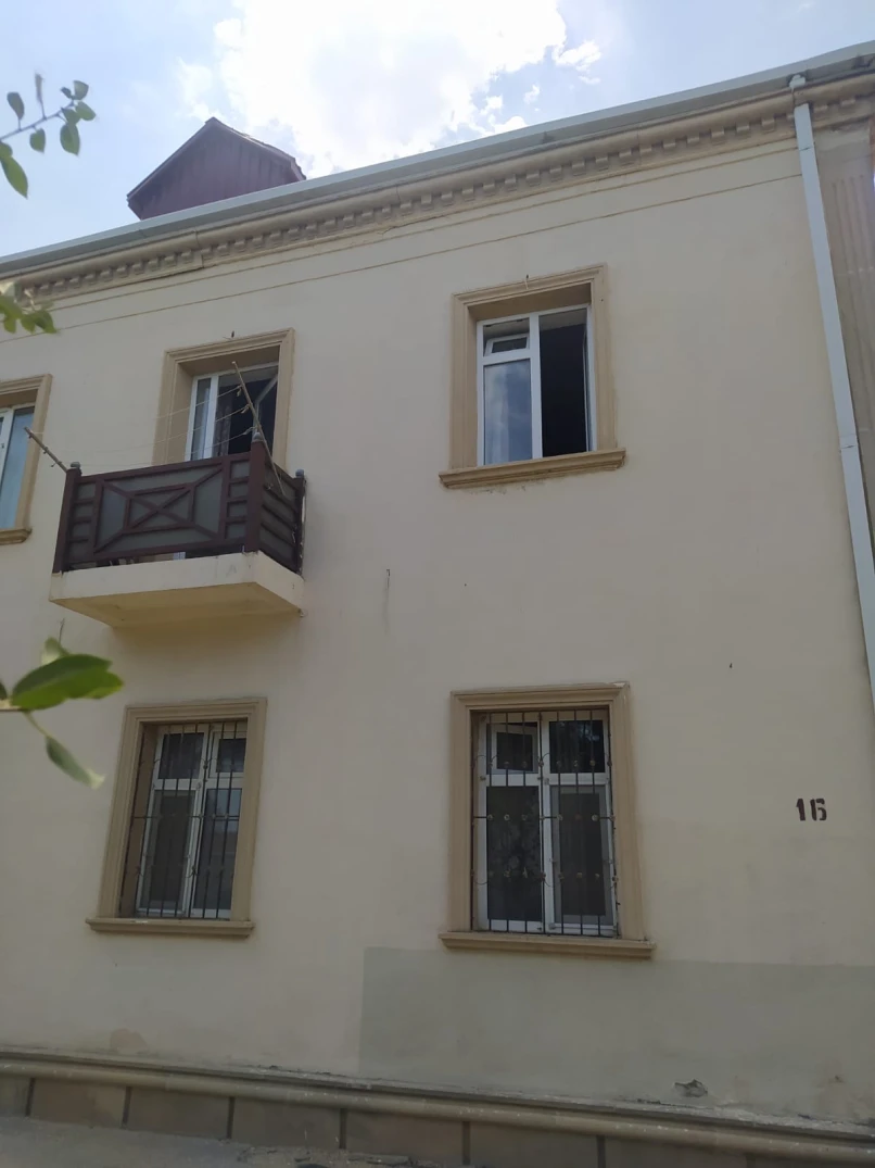 Satılır köhnə tikili 2 otaqlı 42.78 m², Pirallahı r.-1