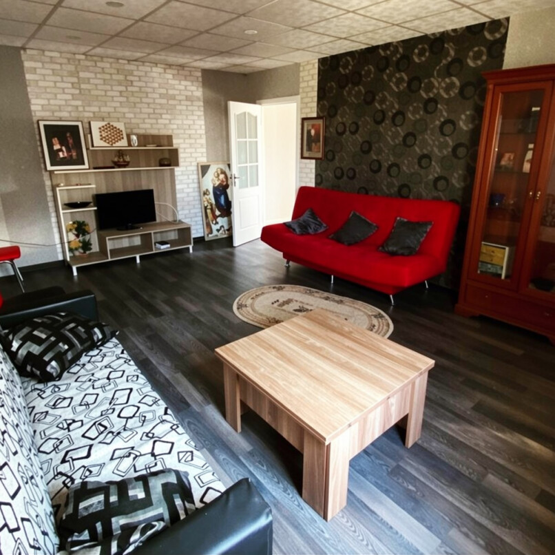 Satılır ev/villa 10 otaqlı 450 m², Kəşlə-1 Satılır ev/villa 10 otaqlı 450 m², Kəşlə-1