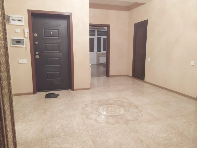 İcarə yeni tikili 3 otaqlı 120 m²,  İnşaatçılar m.-1