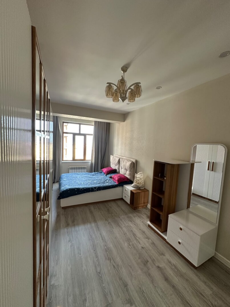 İcarə yeni tikili 3 otaqlı 79 m²,  İnşaatçılar m.-1