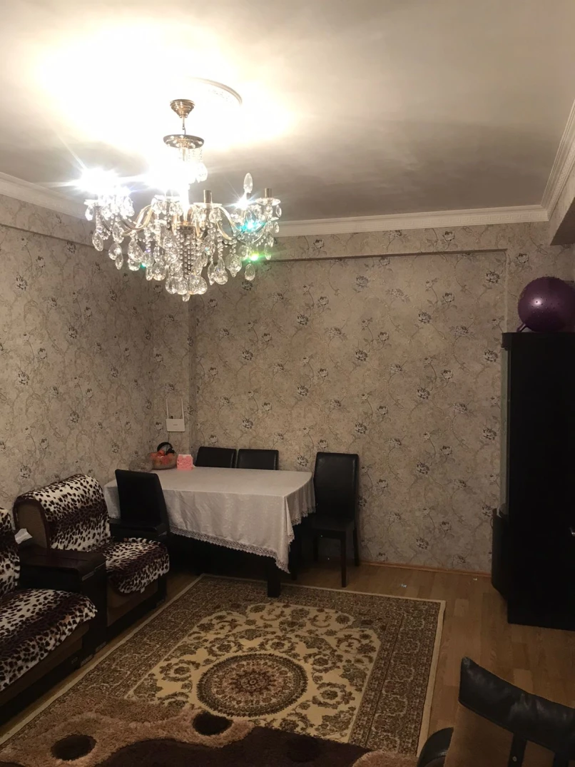 Satılır yeni tikili 2 otaqlı 70 m², Yeni Yasamal q.-1