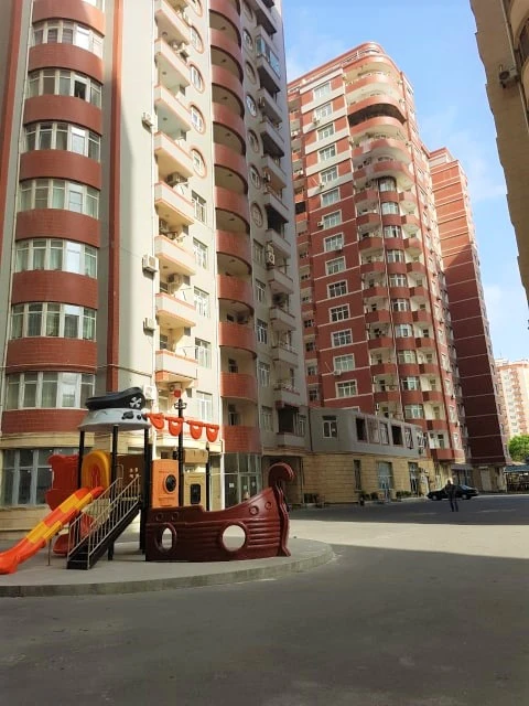 Satılır yeni tikili 3 otaqlı 163 m², Xətai r.-1