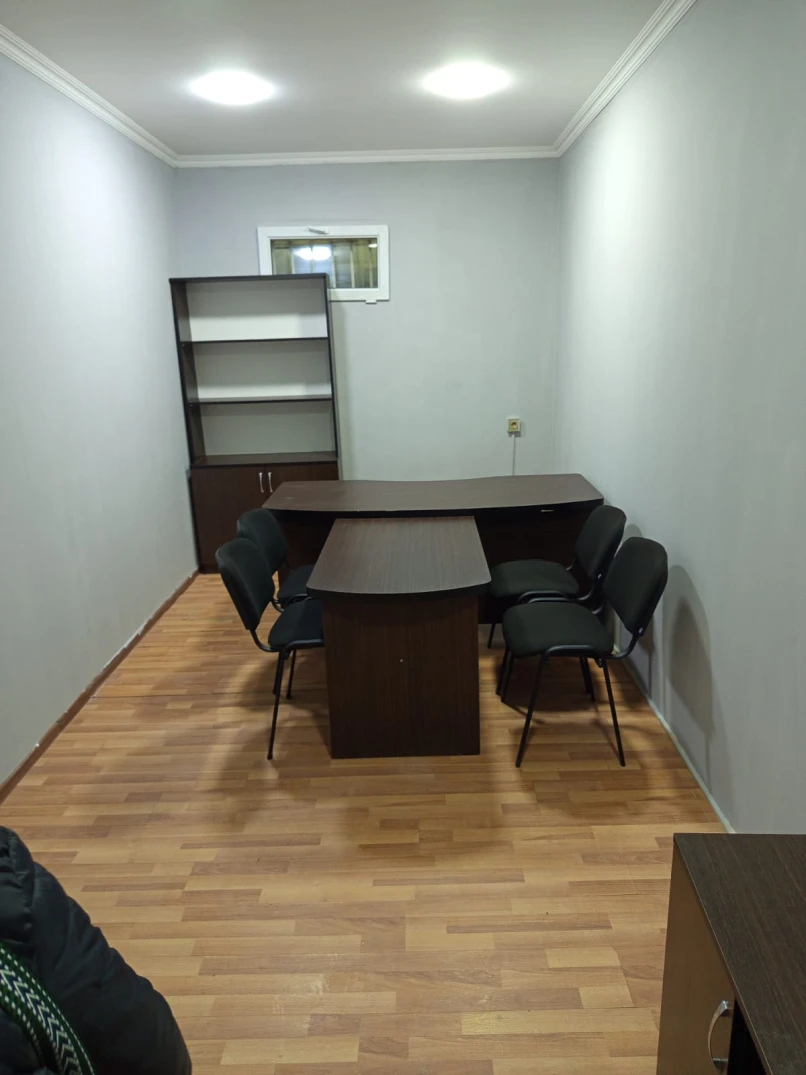 İcarə ofis 1 otaqlı 16 m², Memar Əcəmi m.-1