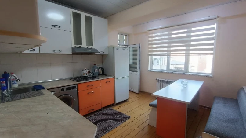 İcarə yeni tikili 2 otaqlı 70 m²,  İnşaatçılar m.-1