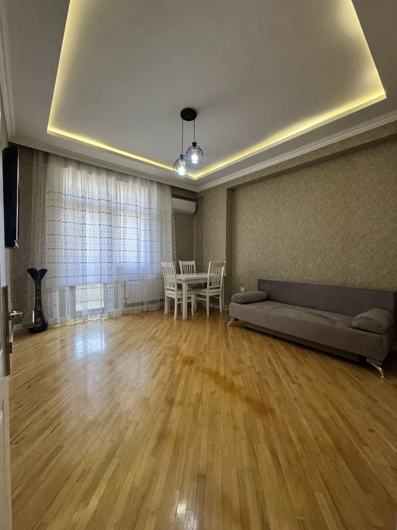 İcarə yeni tikili 2 otaqlı 60 m²,  Xırdalan-1