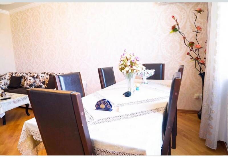 İcarə köhnə tikili 2 otaqlı 70 m², 28 May m.-1 İcarə köhnə tikili 2 otaqlı 70 m², 28 May m.-1