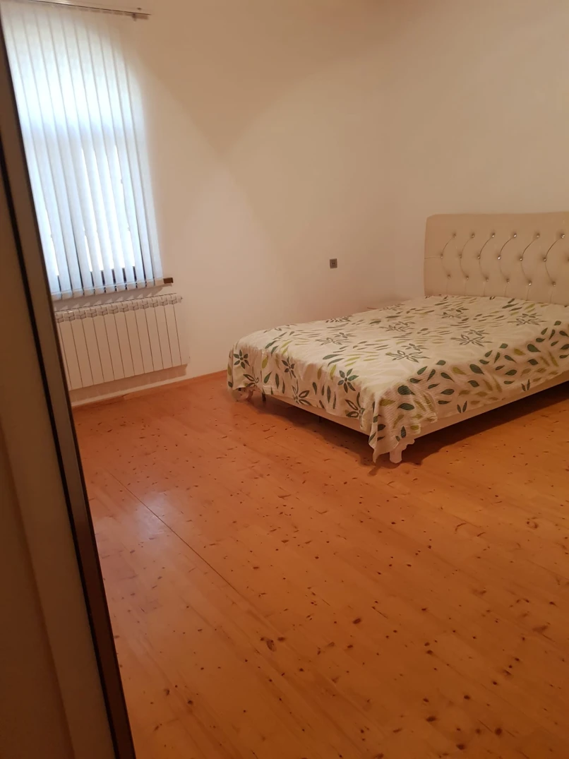 Satılır ev/villa 5 otaqlı 260 m², Novxanı q.-1