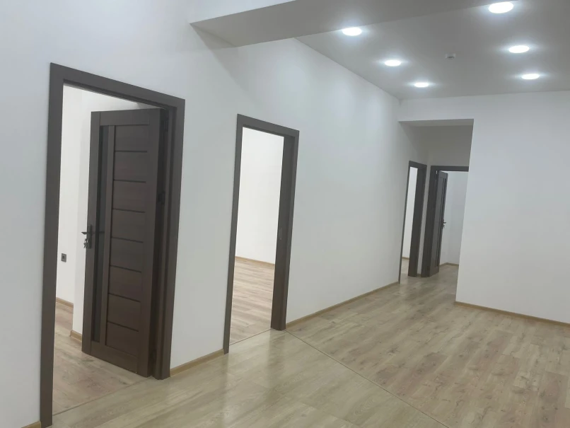 İcarə ofis 6 otaqlı 240 m², Nəriman Nərimanov m.-1