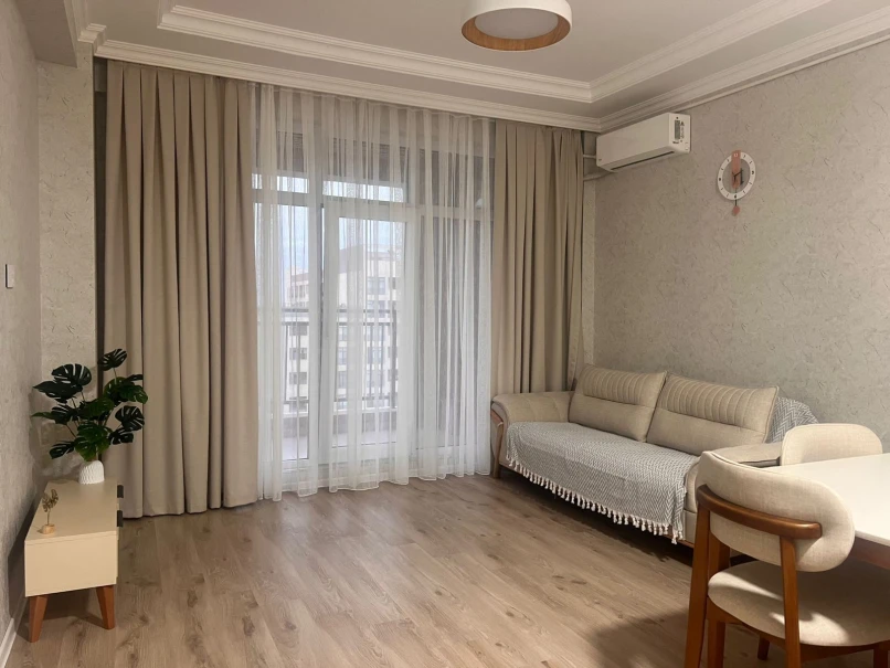 İcarə yeni tikili 3 otaqlı 99 m²,  Sumqayıt-1