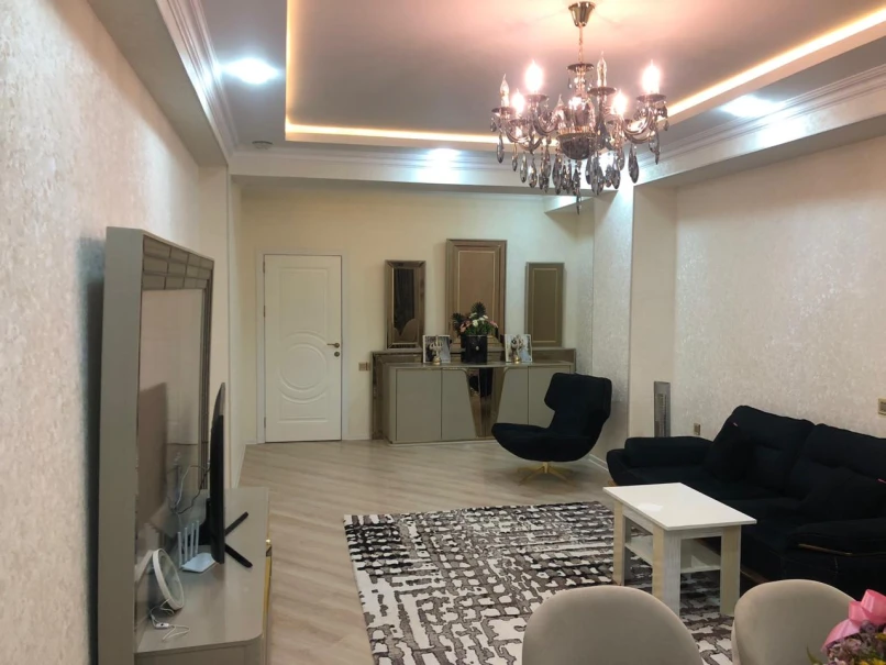 Satılır yeni tikili 3 otaqlı 139 m², Xırdalan-1