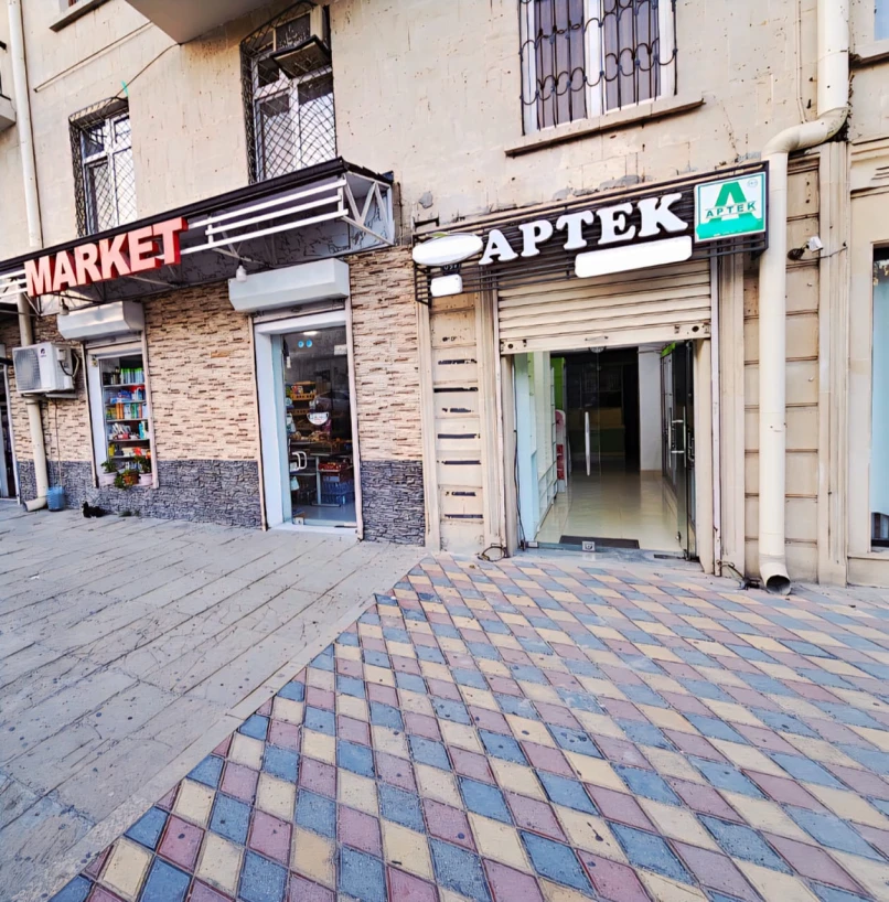 Satılır obyekt 42 m²,  Elmlər Akademiyası m.-1