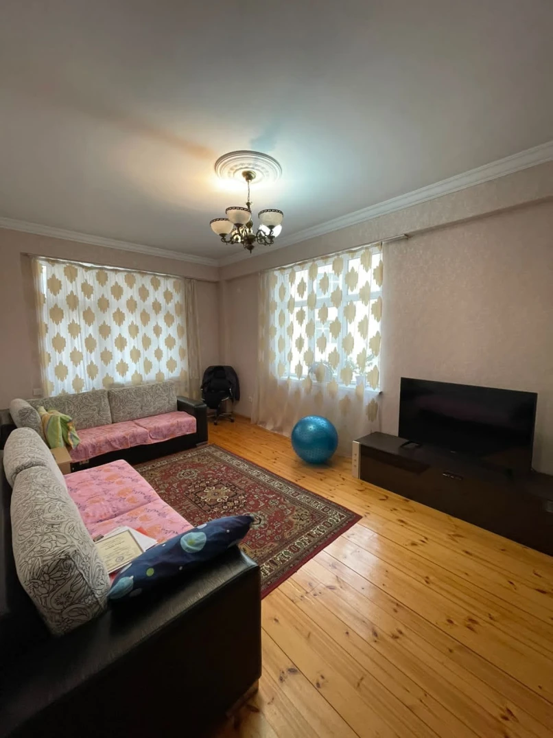 Satılır yeni tikili 2 otaqlı 85 m², İnşaatçılar m.-1