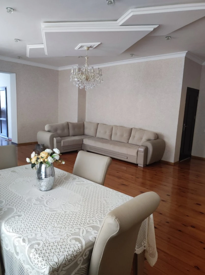 Satılır ev/villa 6 otaqlı 272 m², Badamdar q.-1