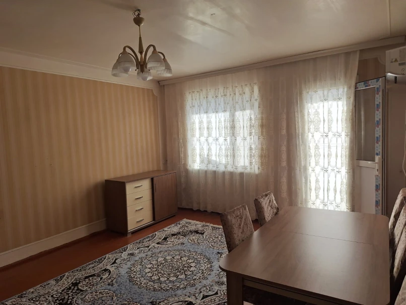 Satılır köhnə tikili 4 otaqlı 80 m²,  Qaraçuxur-1