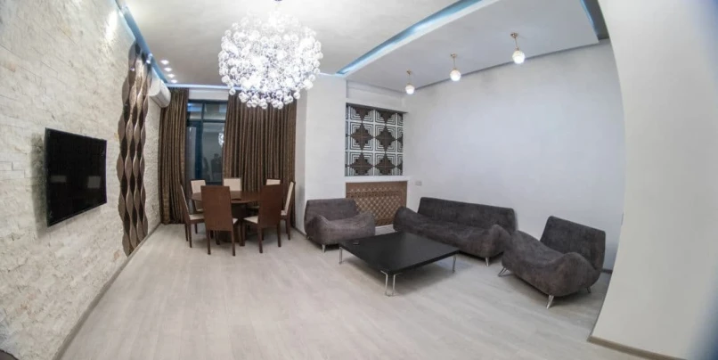 İcarə yeni tikili 3 otaqlı 167 m²,  28 May m.-1