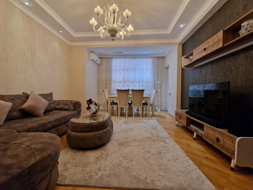 Satılır yeni tikili 3 otaqlı 111 m², İnşaatçılar m.-1