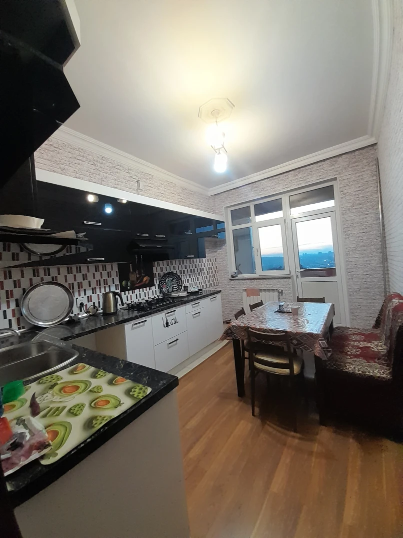 Satılır yeni tikili 4 otaqlı 127.3 m², Avtovağzal m.-1