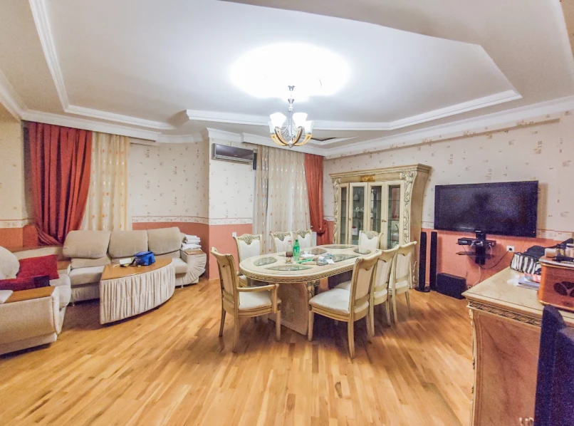 İcarə yeni tikili 3 otaqlı 120 m², Qara Qarayev m.-1