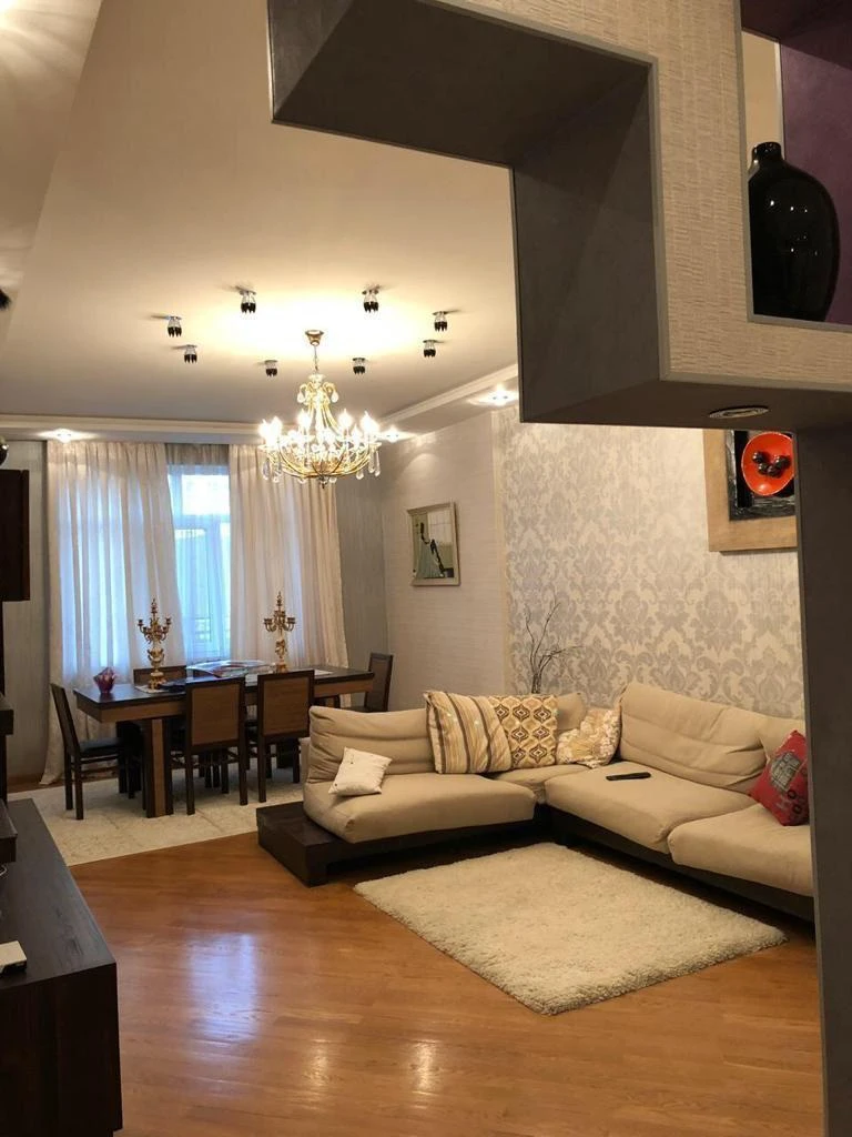 İcarə yeni tikili 3 otaqlı 120 m², Şah İsmayıl Xətai m.-1