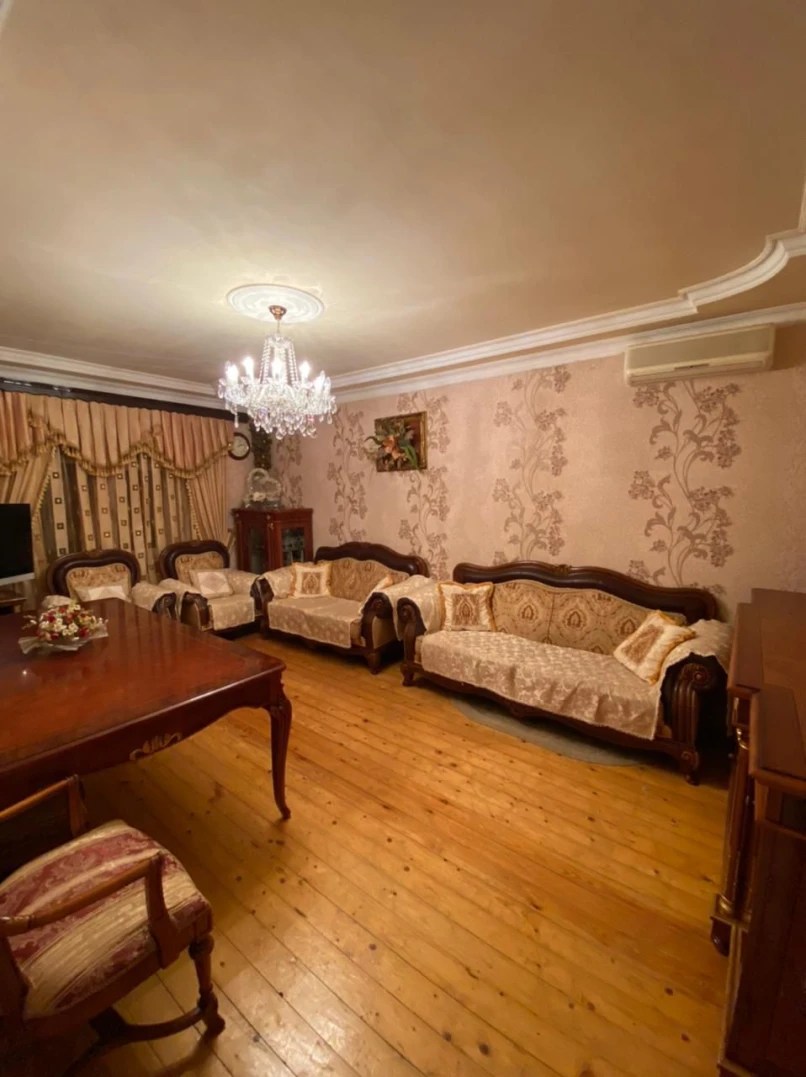 Satılır ev/villa 4 otaqlı 146 m²,  Qaraçuxur-1