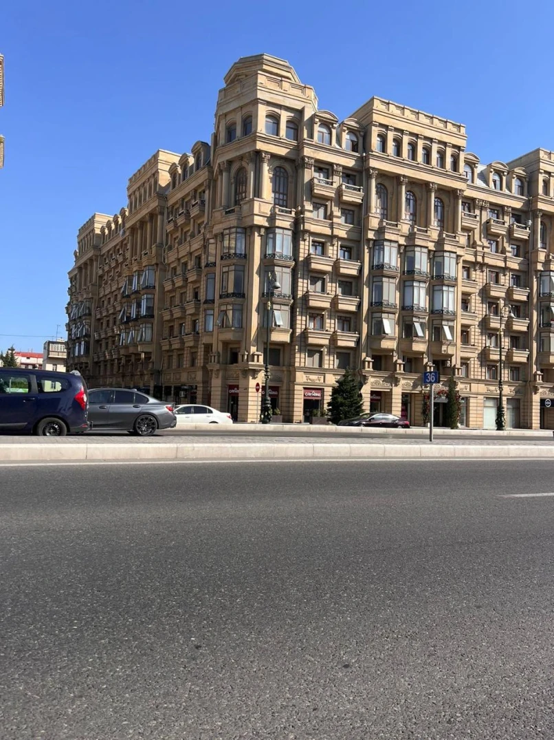 Satılır yeni tikili 3 otaqlı 101 m², Nərimanov-1 Satılır yeni tikili 3 otaqlı 101 m², Nərimanov-1