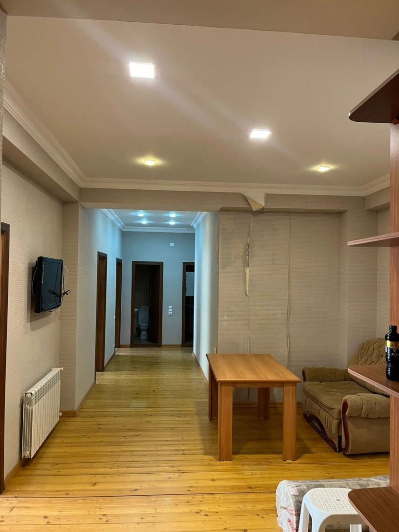 Satılır yeni tikili 3 otaqlı 113 m², İnşaatçılar m.-1