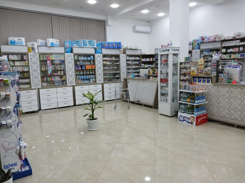 Satılır obyekt 150 m², İnşaatçılar m.-1