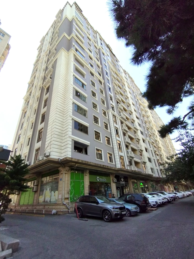 Satılır yeni tikili 2 otaqlı 76 m², Gənclik m.-1