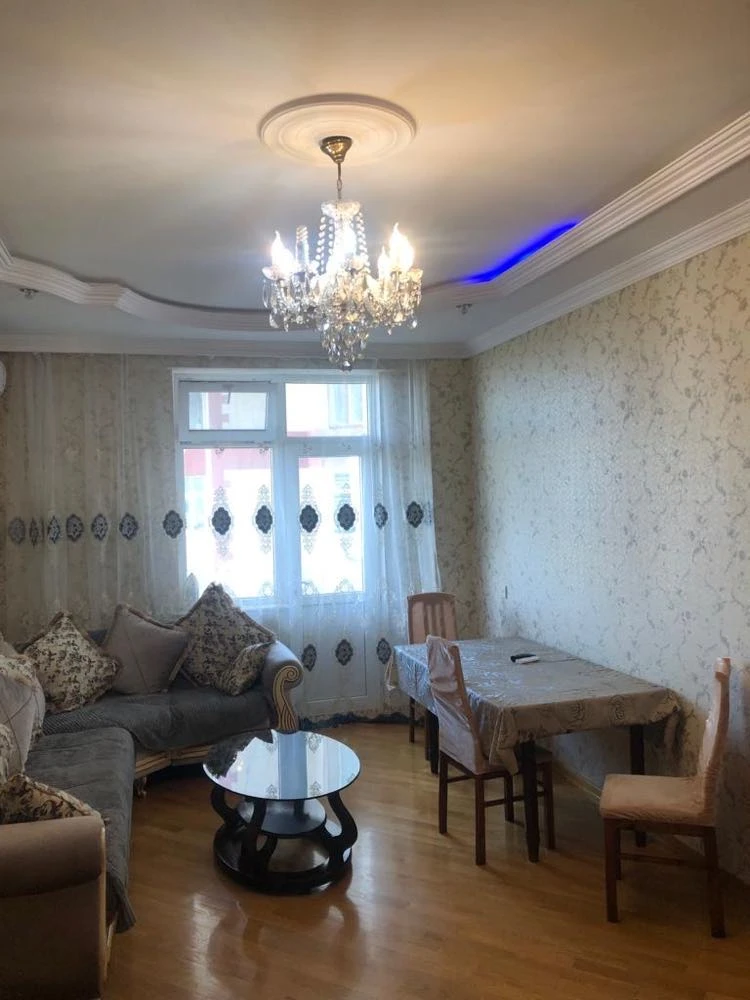 Satılır yeni tikili 3 otaqlı 109 m², Azadlıq prospekti m.-1