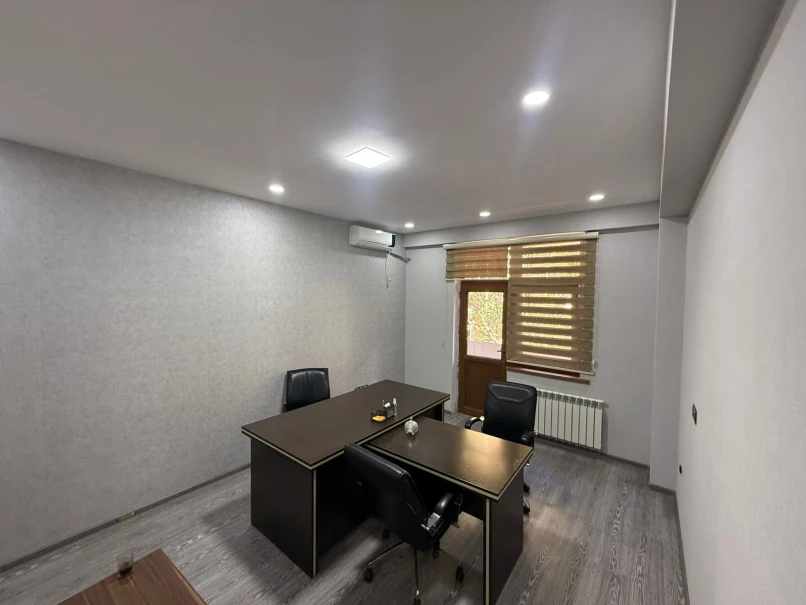 İcarə yeni tikili 3 otaqlı 90 m²,  Memar Əcəmi m.-1