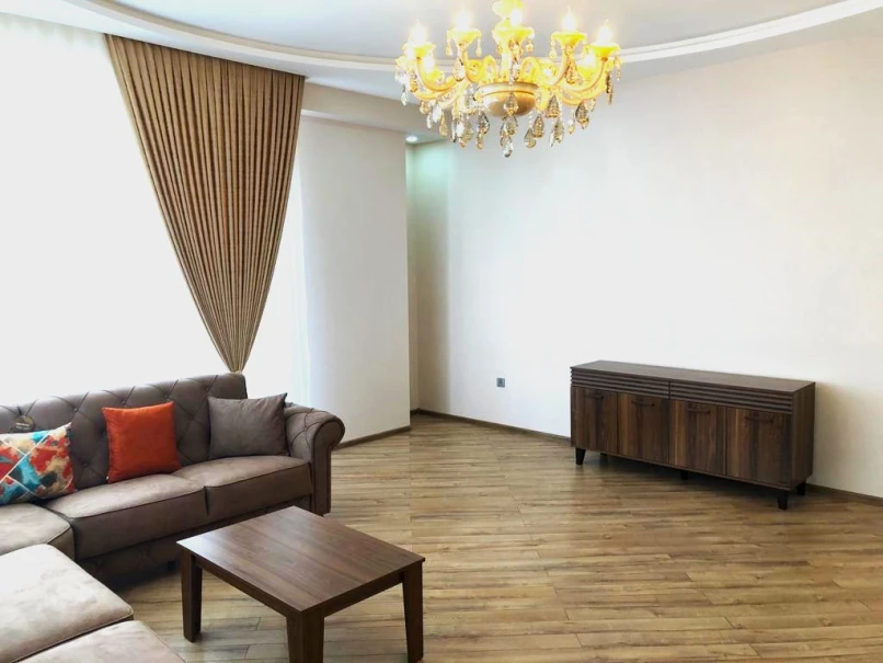 İcarə yeni tikili 4 otaqlı 150 m², Nizami m.-1