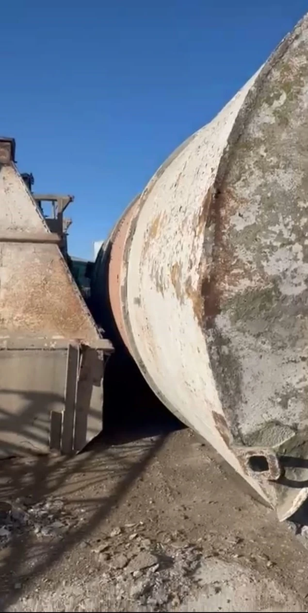 Satılır ofis 6 otaqlı 6 m²,  İnşaatçılar m.-1