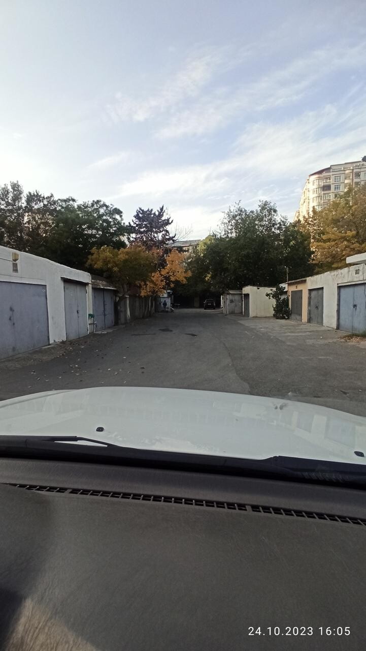 Satılır qaraj 27 m²,  Bakıxanov-1