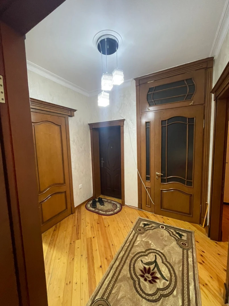 İcarə yeni tikili 2 otaqlı 80 m², İnşaatçılar m.-1 İcarə yeni tikili 2 otaqlı 80 m², İnşaatçılar m.-1