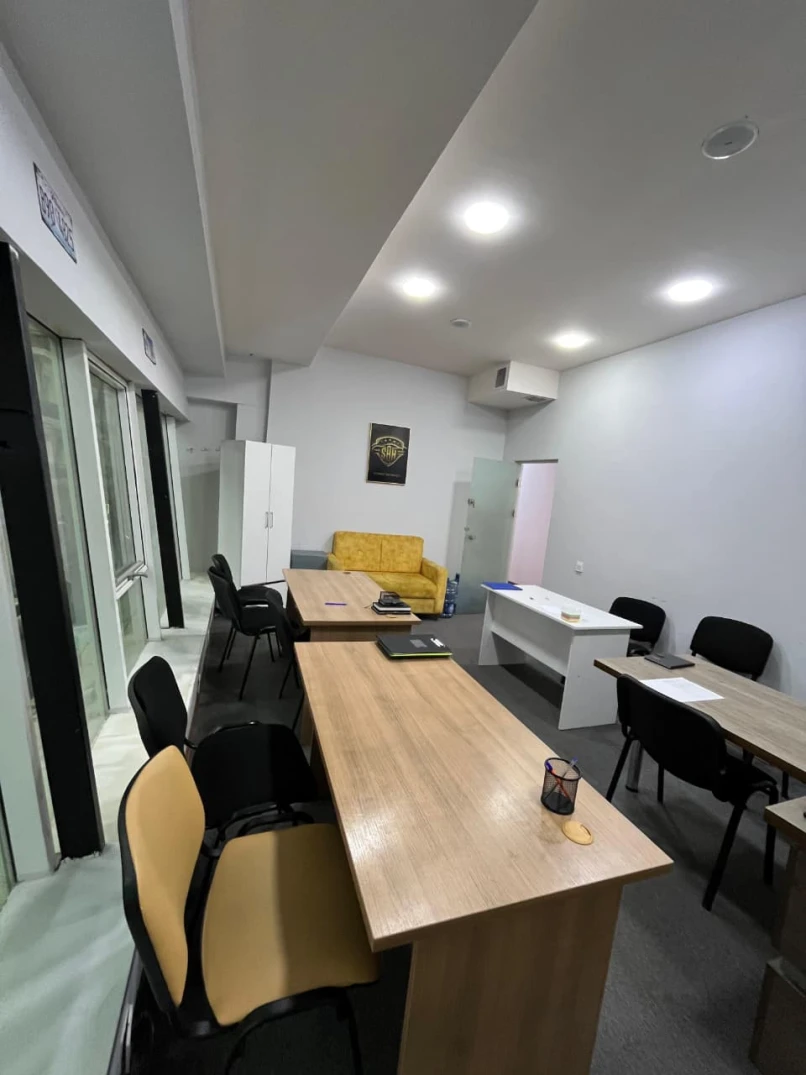 İcarə ofis 1 otaqlı 36 m²,  28 May m.-1