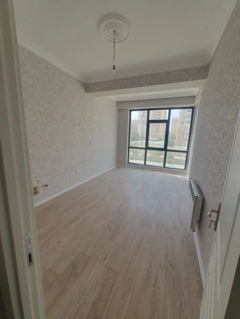 Satılır yeni tikili 2 otaqlı 95 m², Sumqayıt-1 Satılır yeni tikili 2 otaqlı 95 m², Sumqayıt-1