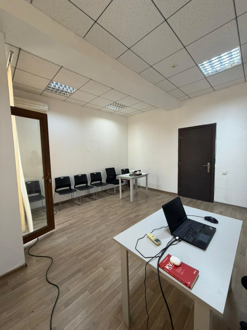 İcarə yeni tikili 1 otaqlı 25 m²,  28 May m.-1