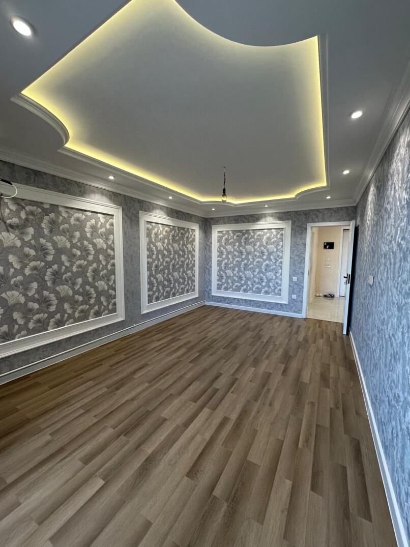 Satılır köhnə tikili 2 otaqlı 67 m²,  8-ci mikrorayon-1