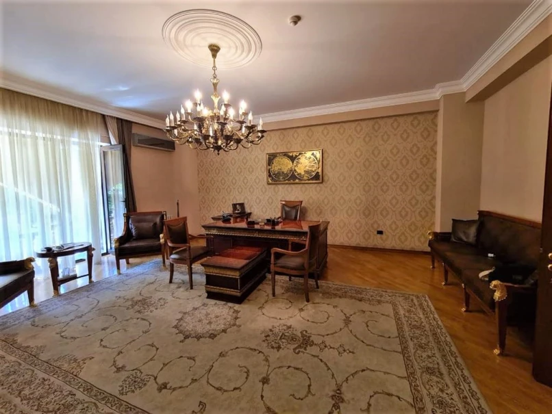 İcarə ofis 3 otaqlı 200 m², İçəri Şəhər m.-1 İcarə ofis 3 otaqlı 200 m², İçəri Şəhər m.-1