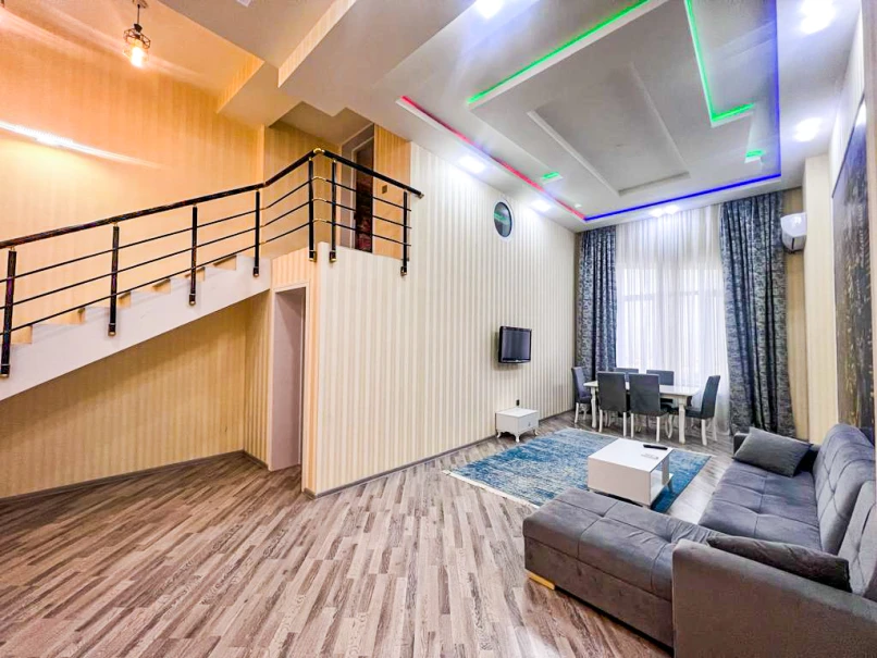 İcarə yeni tikili 3 otaqlı 120 m², Neftçilər m.-1