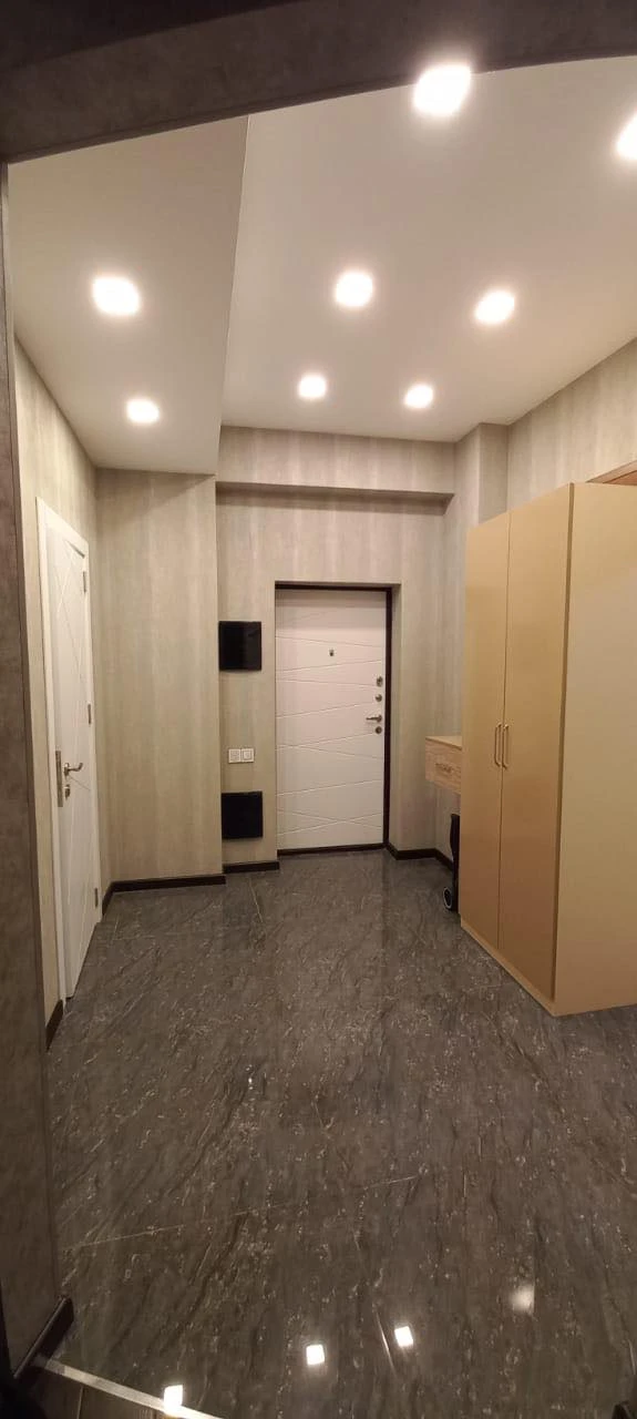 Satılır yeni tikili 2 otaqlı 64 m², Azadlıq prospekti m.-1