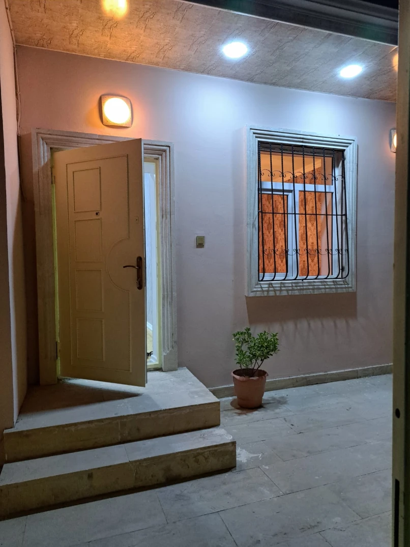 Satılır ev/villa 3 otaqlı 76 m², Binə q.-1