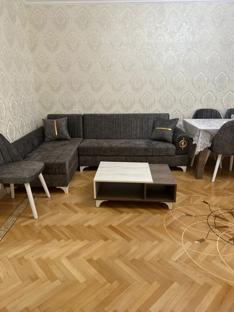 İcarə köhnə tikili 4 otaqlı 100 m²,  Nəsimi-1