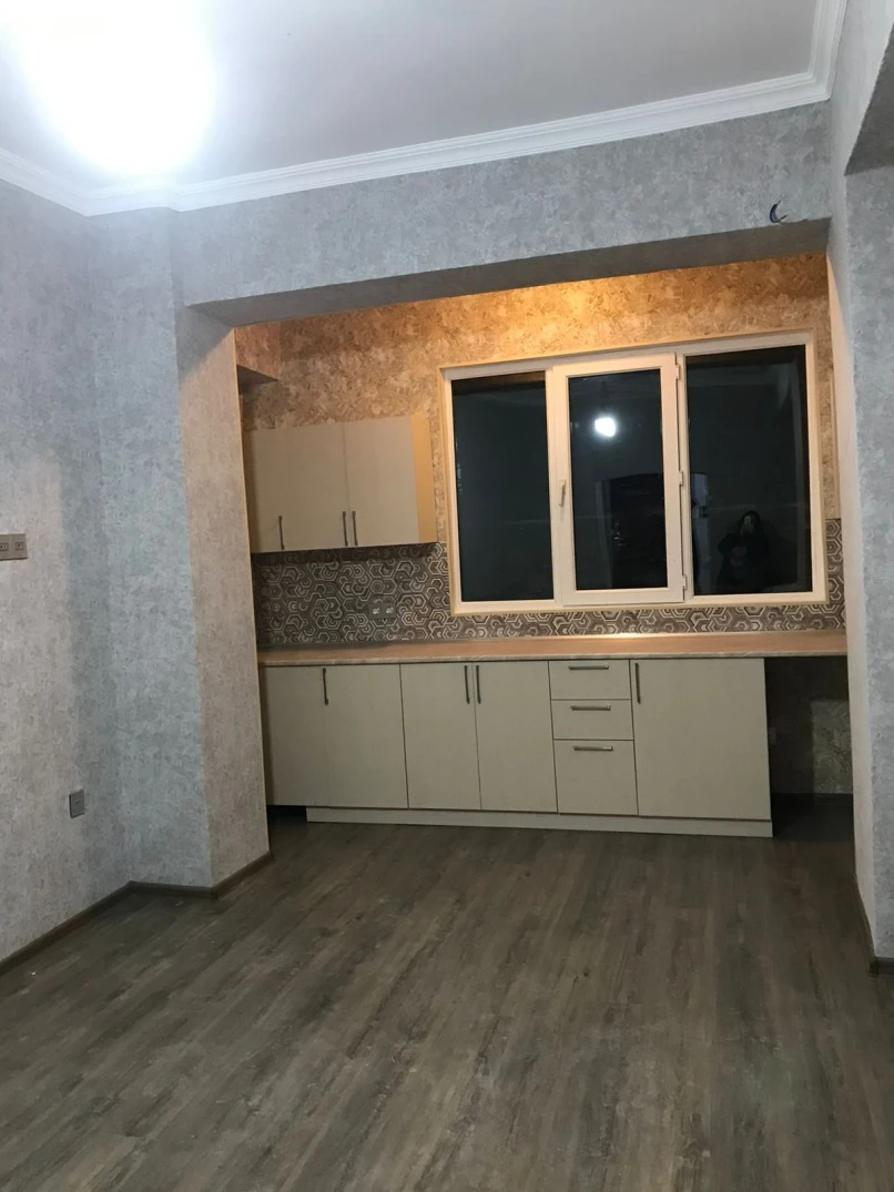 Satılır yeni tikili 2 otaqlı 45 m², Yeni Yasamal q.-1