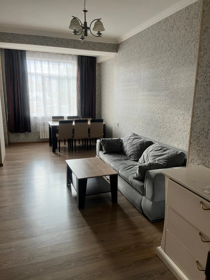 Satılır yeni tikili 2 otaqlı 60 m², Yeni Yasamal q.-1