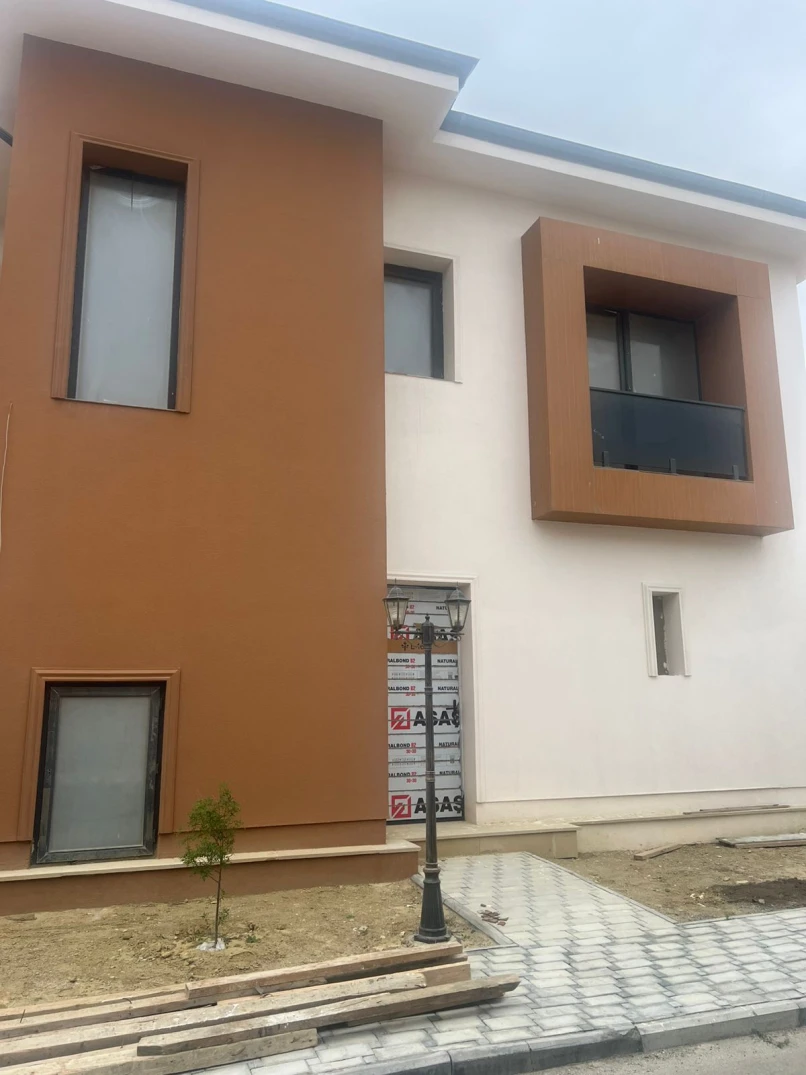 Satılır ev/villa 4 otaqlı 175 m²,  İnşaatçılar m.-1