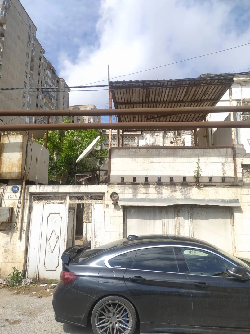 Satılır ev/villa 3 otaqlı 80 m², İnşaatçılar m.-1