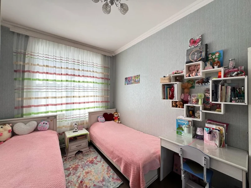 Satılır yeni tikili 3 otaqlı 80 m²,  İnşaatçılar m.-1