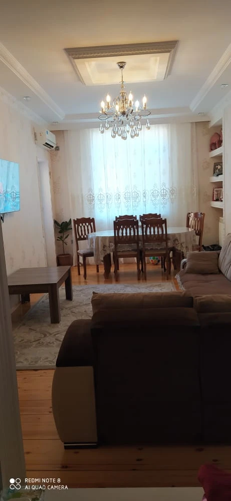 Satılır yeni tikili 3 otaqlı 70 m², İnşaatçılar m.-1