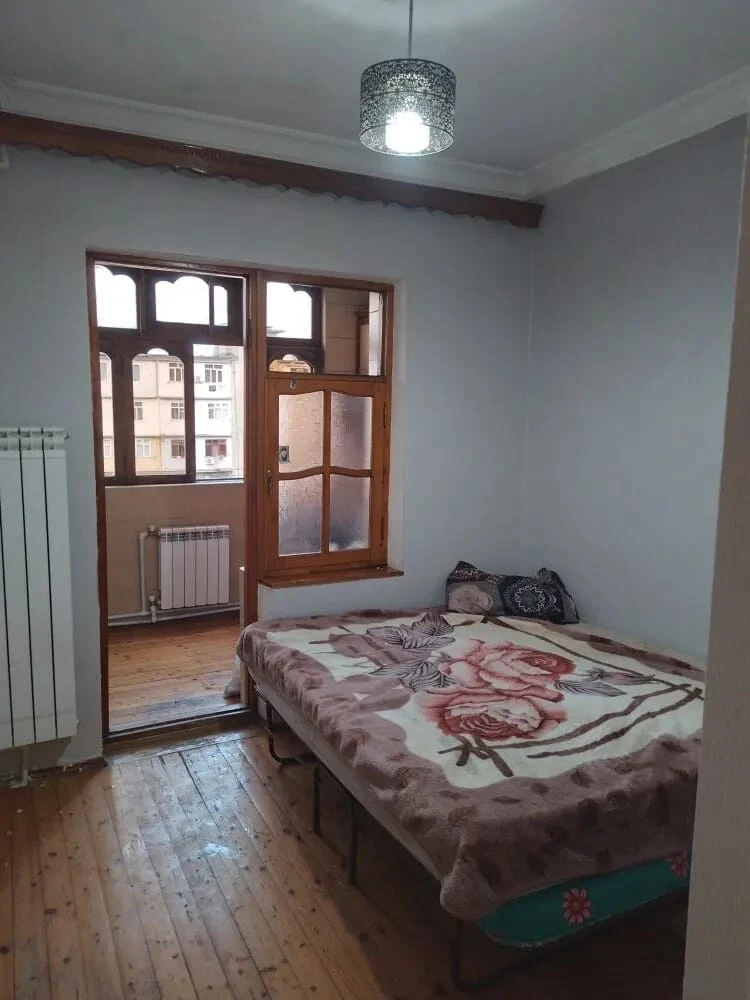İcarə köhnə tikili 2 otaqlı 55 m²,  İnşaatçılar m.-1